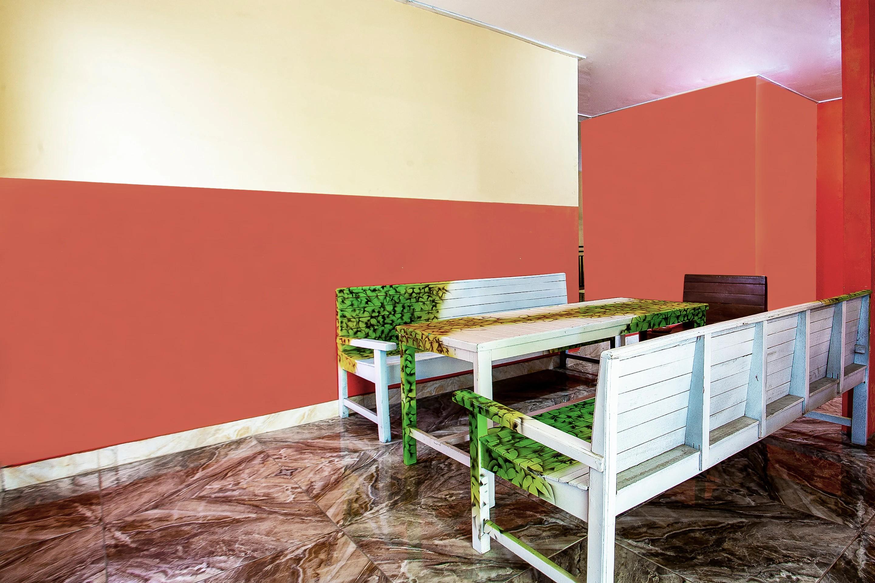 The Paragon Hotel Cilacap Redpartner Dış mekan fotoğraf