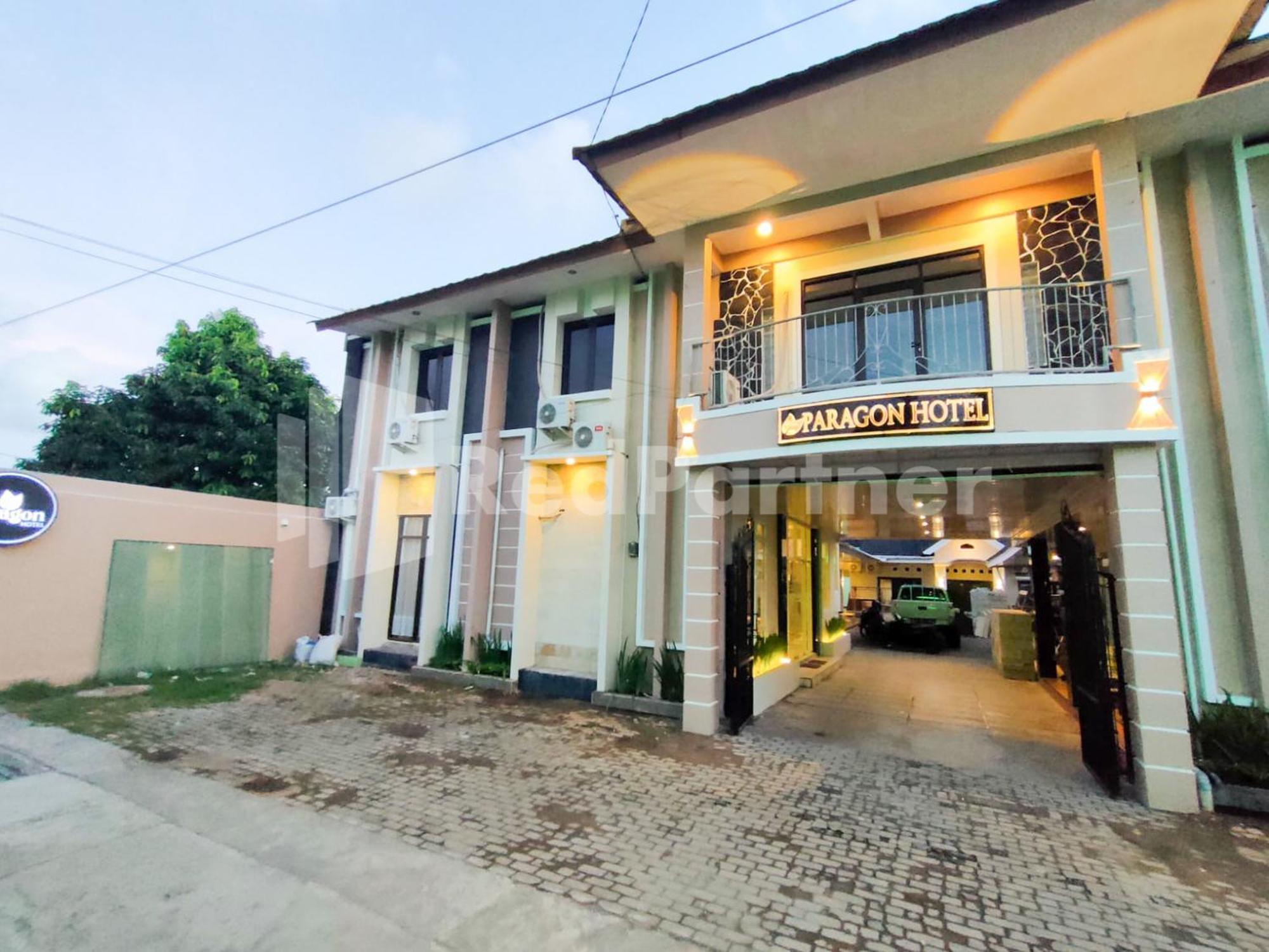 The Paragon Hotel Cilacap Redpartner Dış mekan fotoğraf